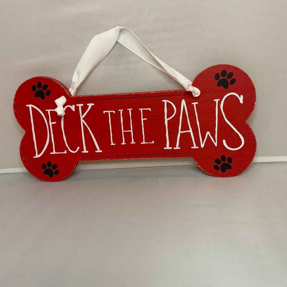 Deck The Paws Christmas Sign - Picture 1 of 1
